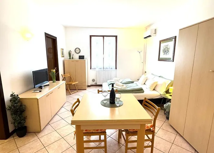 Ca Luigia Апартаменты Бардолино