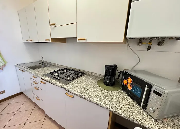 Ca Luigia Апартаменты Бардолино